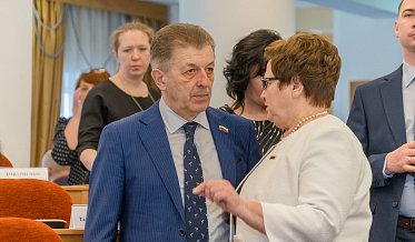 Заседание Законодательного Собрания Оренбургской области